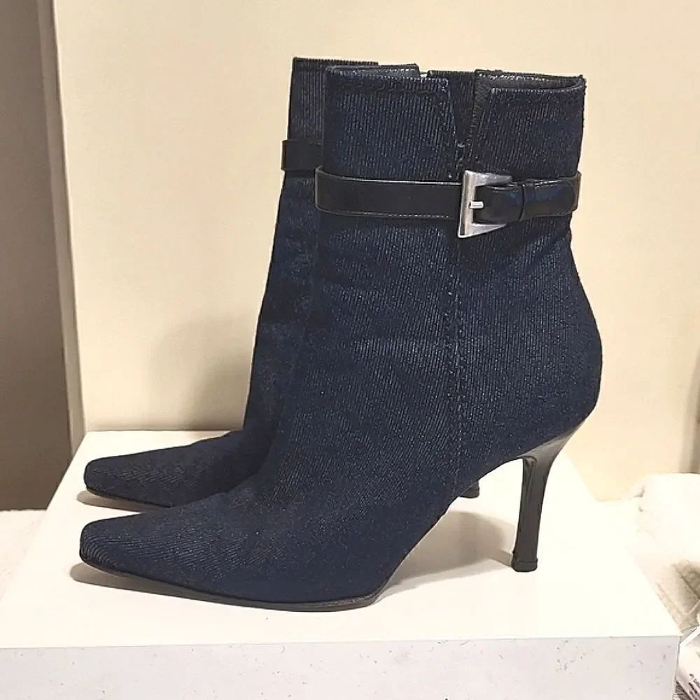 Stuart Weitzman Blue Denim Pointy Toe Buckle/Strap Heeled Ankle Boots Sz.6 $285